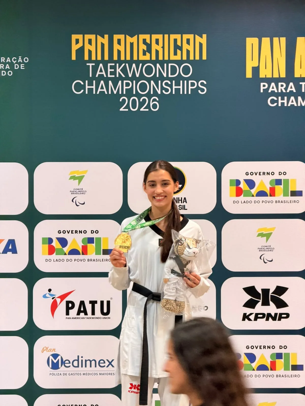 Camilly Gosch mira Olimpíada após subir ao topo do taekwondo mundial