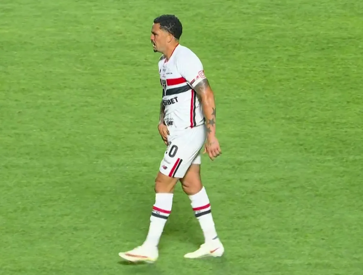 Lesões de adutor, tornozelo e lombar deixam quatro jogadores em tratamento