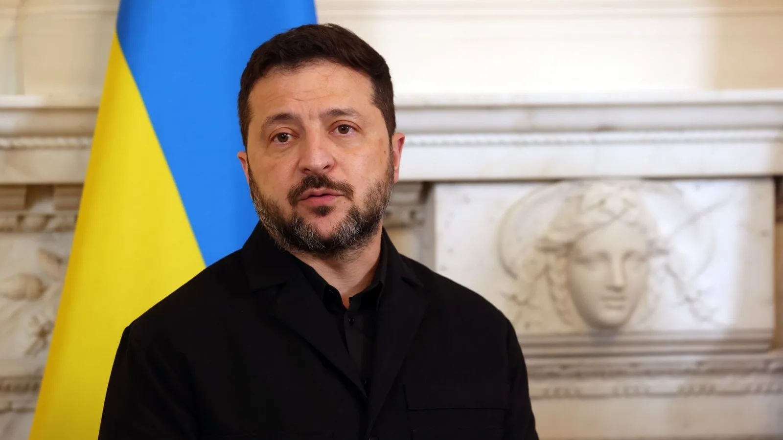 Zelensky diz que Ucrânia retomará ataques a refinarias russas