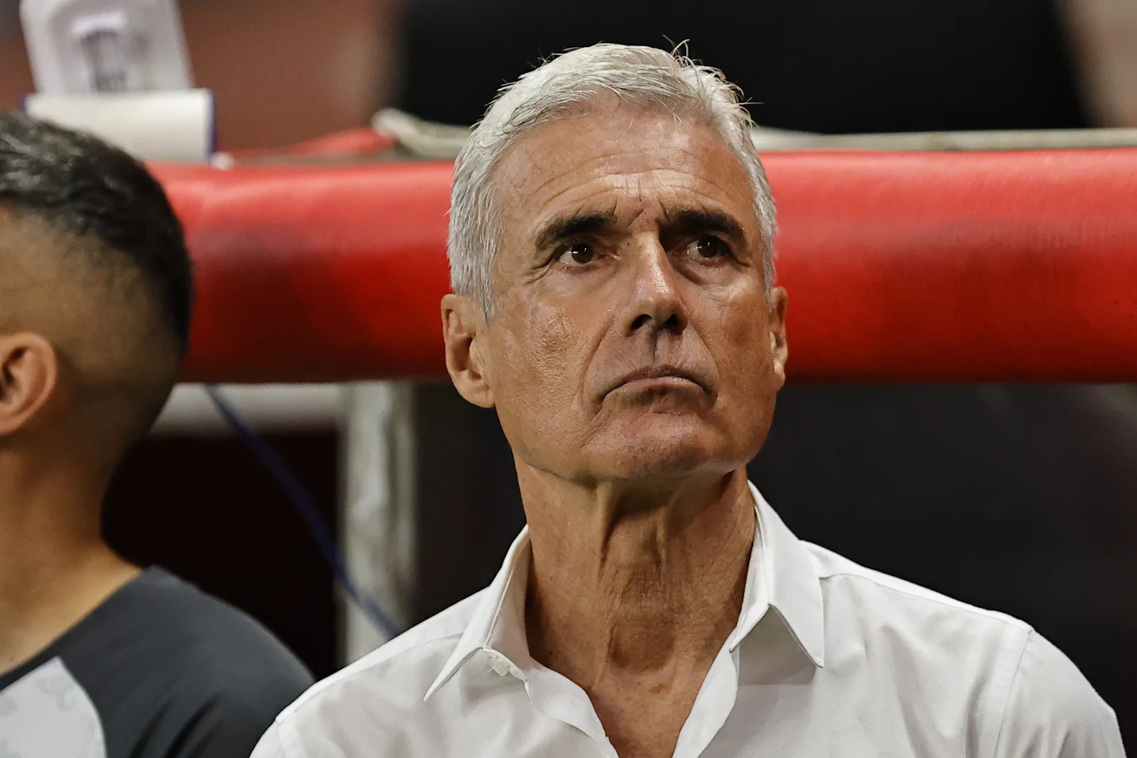 Luís Castro agradece ao Grêmio após saída do clube