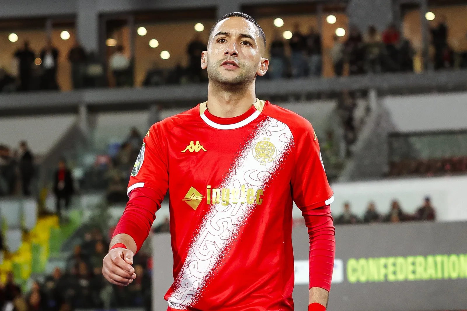 Botafogo mantém negociação por Ziyech após recuo do atacante