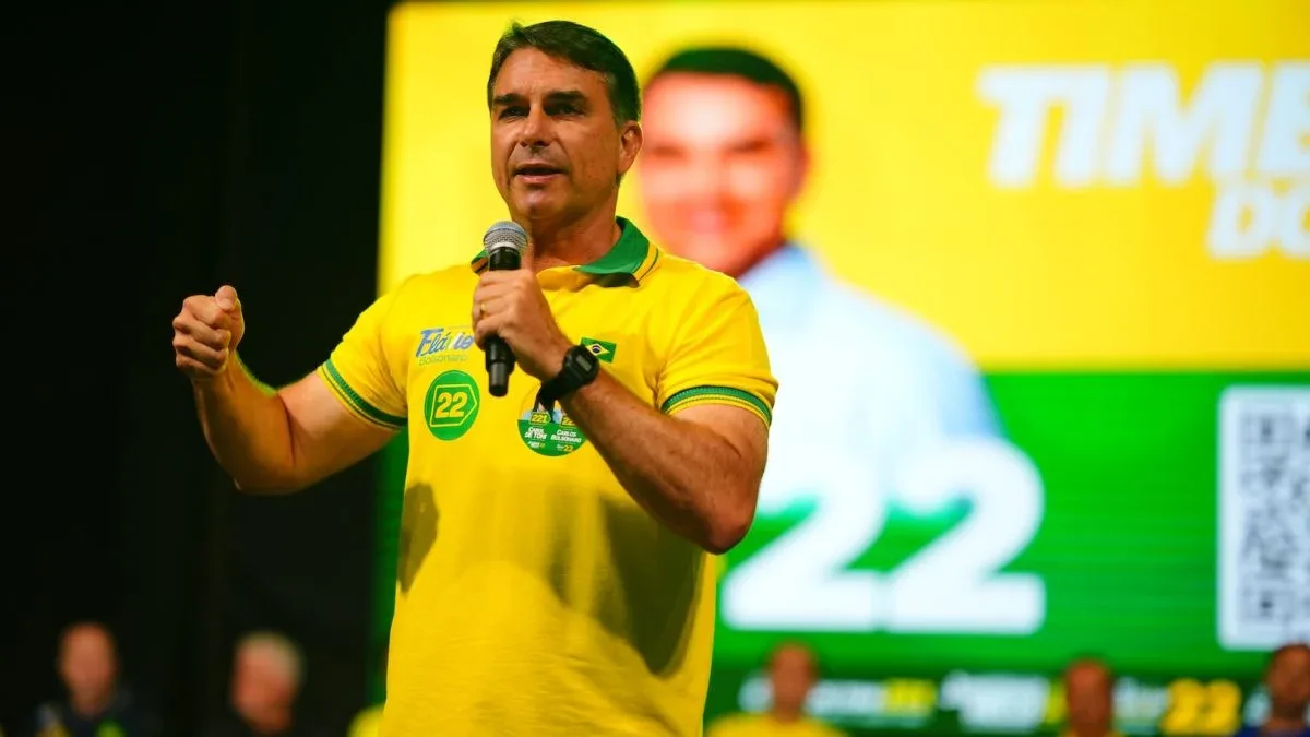 Flávio promete apoiar empreendedores e cita modelo de governo em SC
