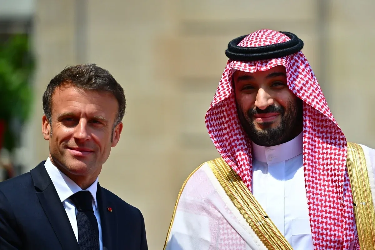 França enviará militares e sistemas de defesa à Arábia Saudita