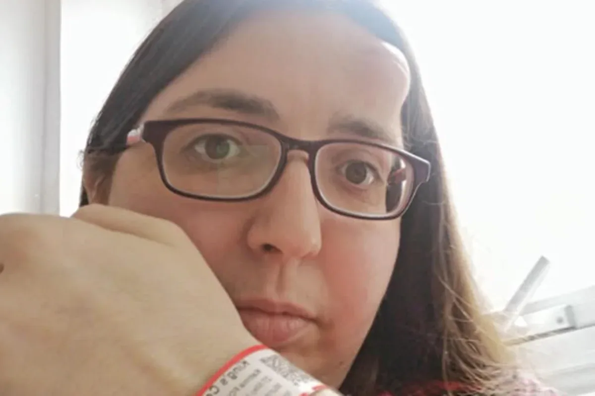 Tumor ligado ao mieloma destrói parte do crânio de mulher na Inglaterra