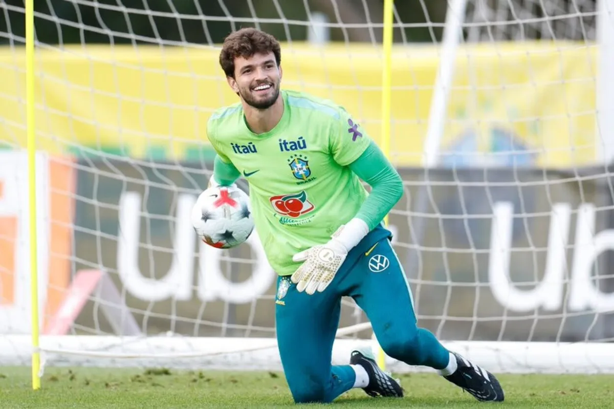 Goleiro Otávio estreia pela Seleção e diz que vitória foi prioridade