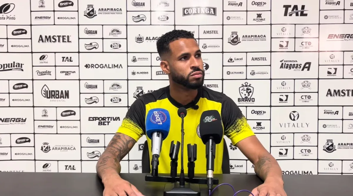 Ferreira continua no ASA após campanha de acesso à Série C