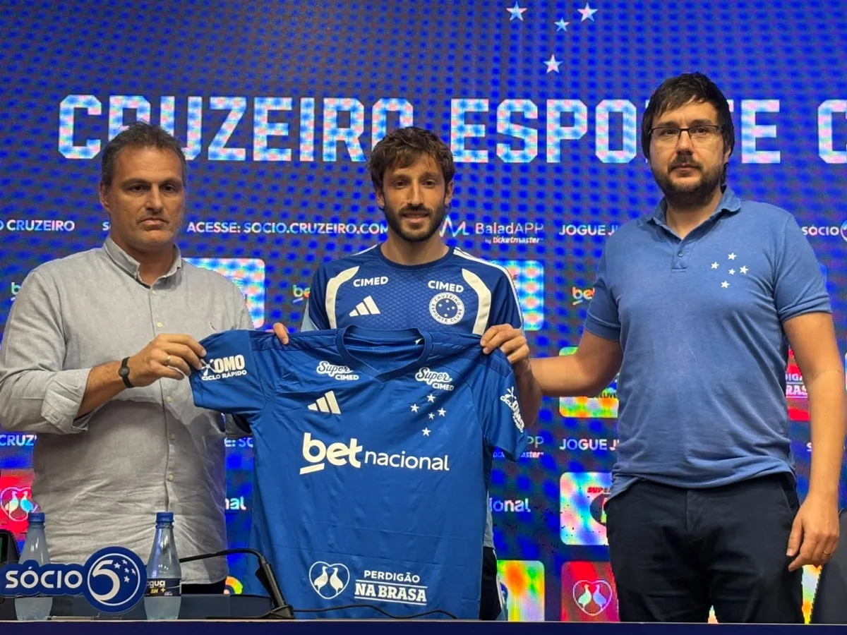 Matías Viña inicia nova etapa no Cruzeiro após período sem espaço no River