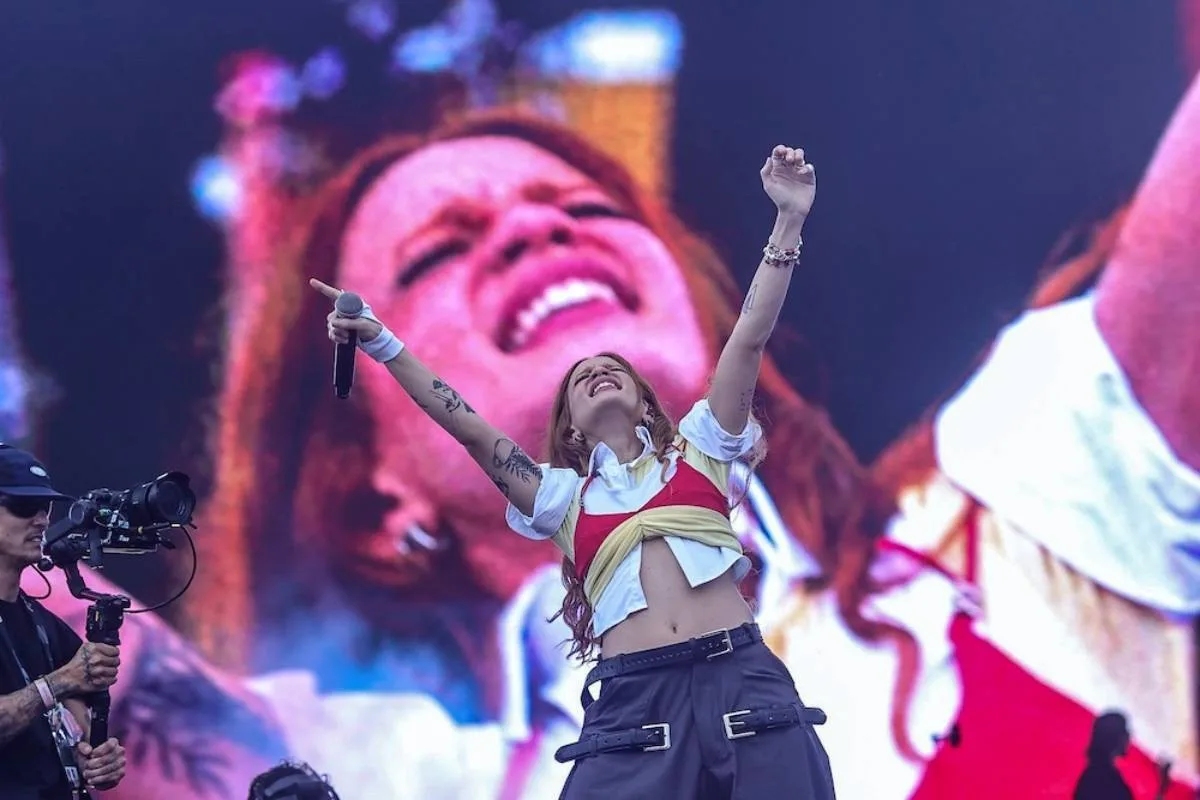 Carol Biazin divide o palco com Joyce Alane e encerra show com hit no Rock in Rio