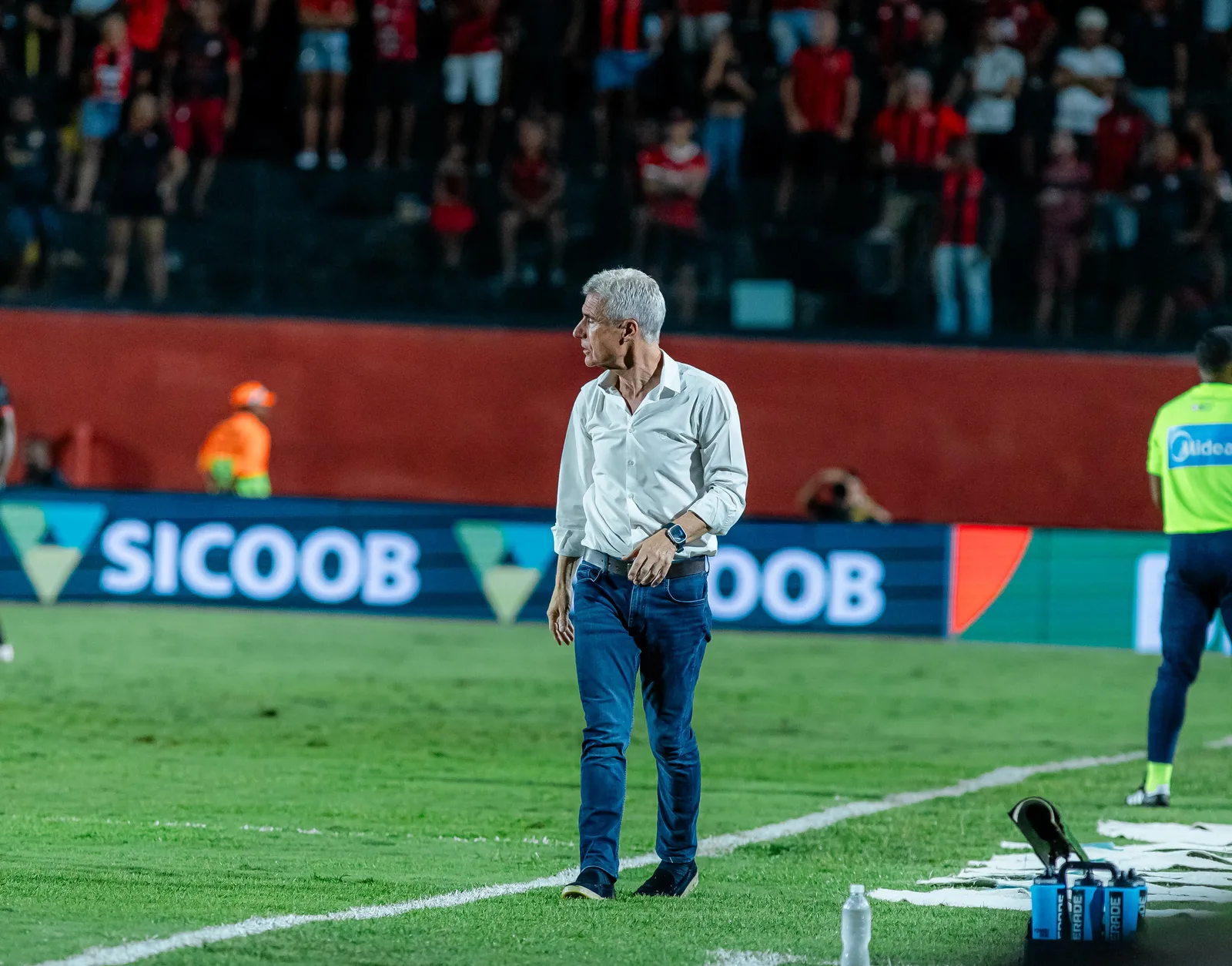 Grêmio chega pressionado para duelo com Vasco após sequência sem vitórias fora