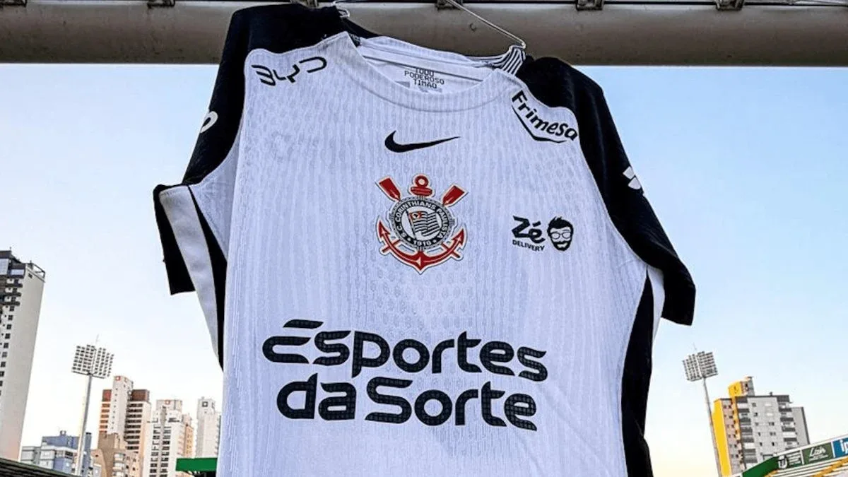 Fatal Model oferece R$ 120 milhões por patrocínio master do Corinthians