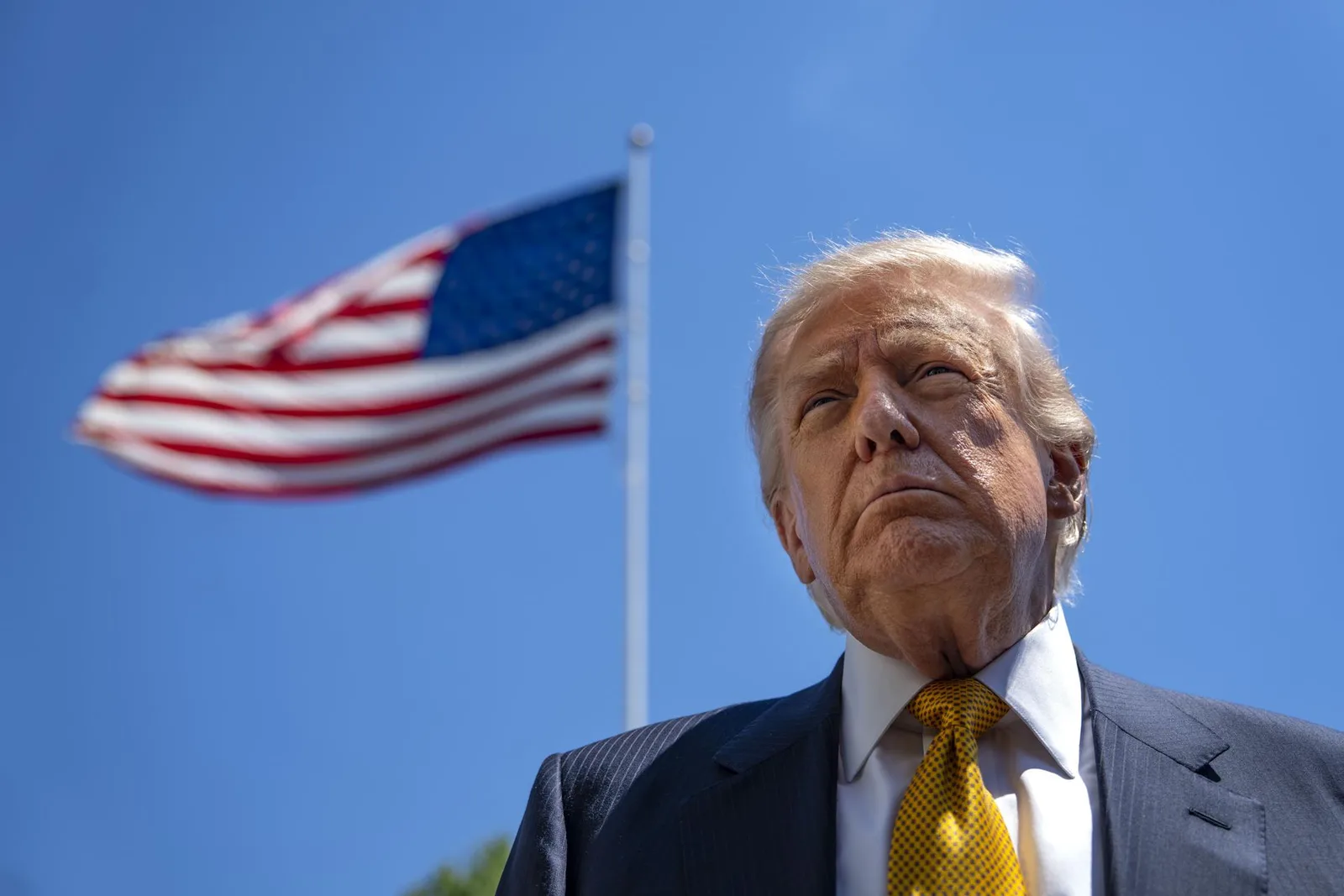 Trump anuncia avanço em negociação para base militar dos EUA na Polônia