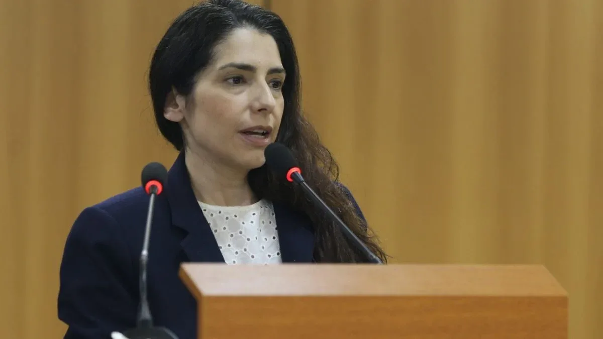 Ministra do TSE declarou voto em Lula antes de decidir sobre debate da Globo