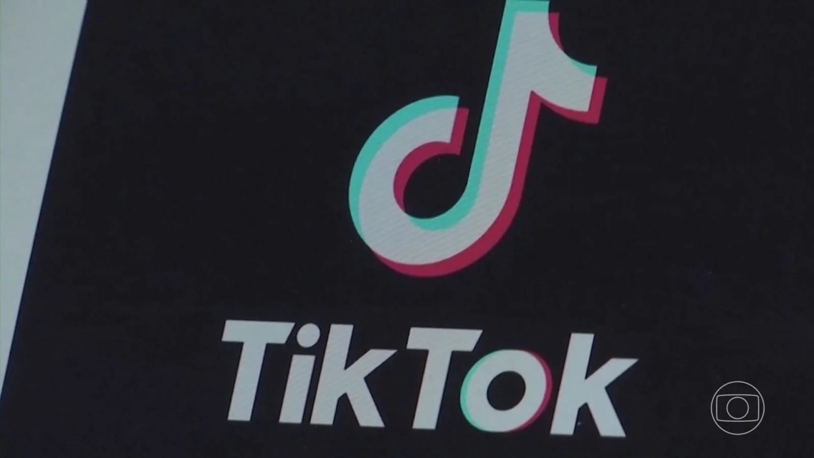 IA ajudou a explorar falhas do TikTok e acessar câmera e fotos
