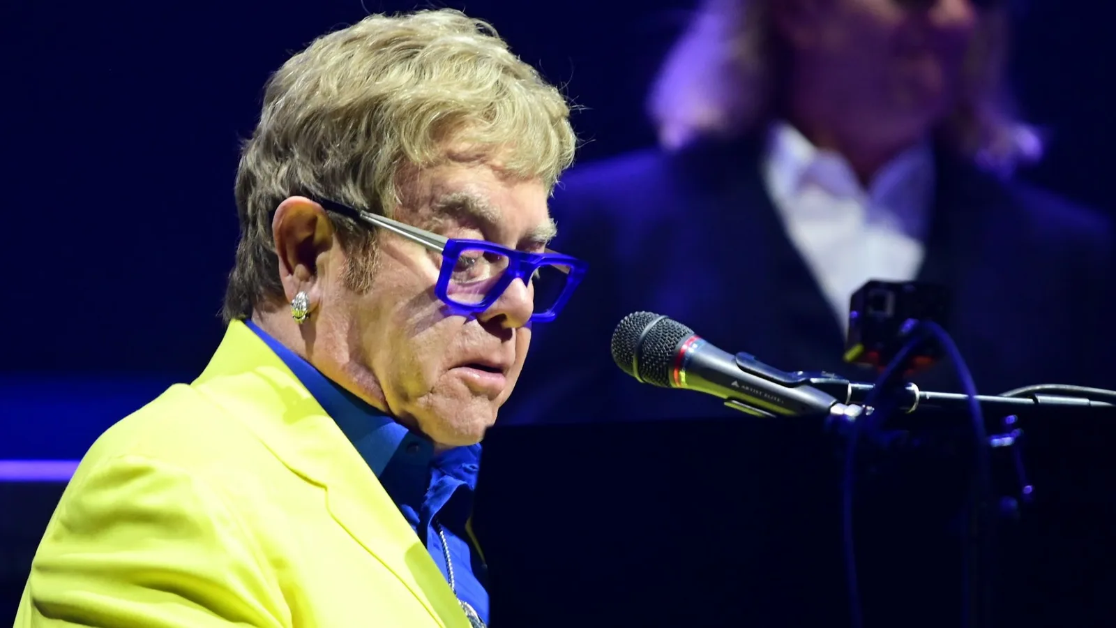 Por que ‘Skyline Pigeon’ só entrou no repertório de Elton John no Brasil