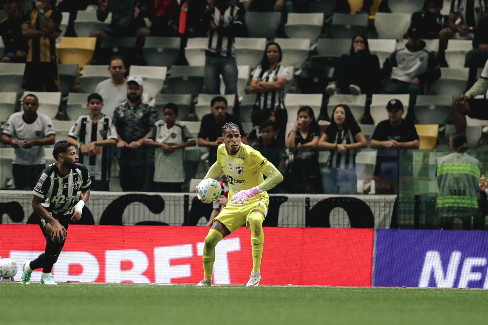 Delfim sustenta vantagem do Atlético-MG após gol de Bernard contra o Bragantino