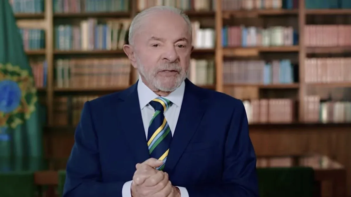 Lula diz que riquezas brasileiras devem financiar tecnologia e empregos