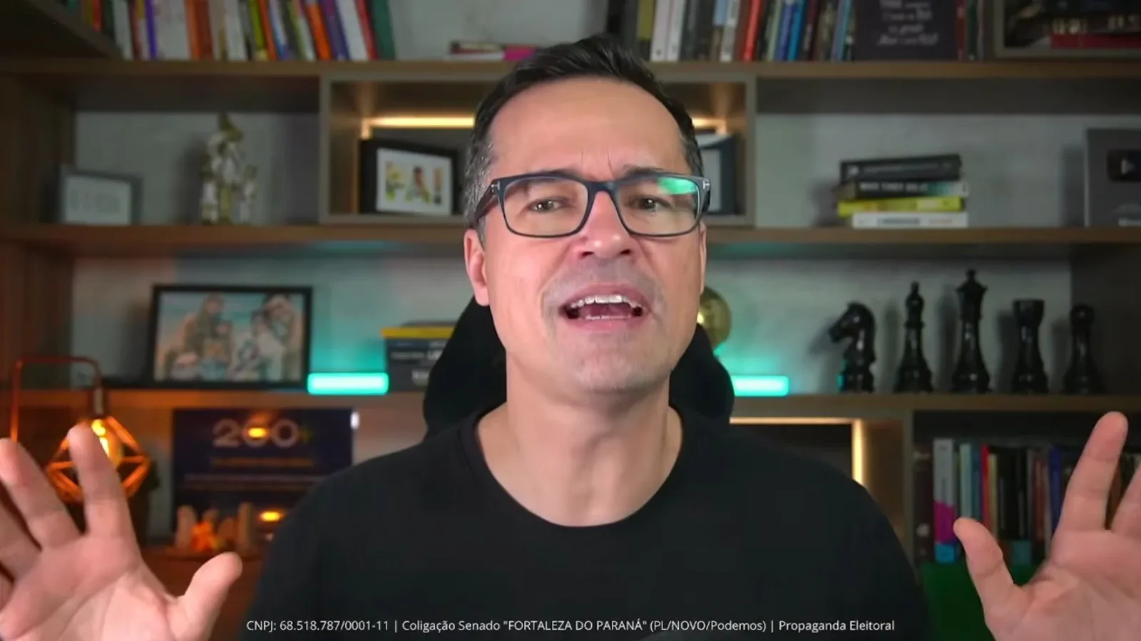 Decisão do TSE interrompe campanha de Deltan ao Senado pelo Paraná