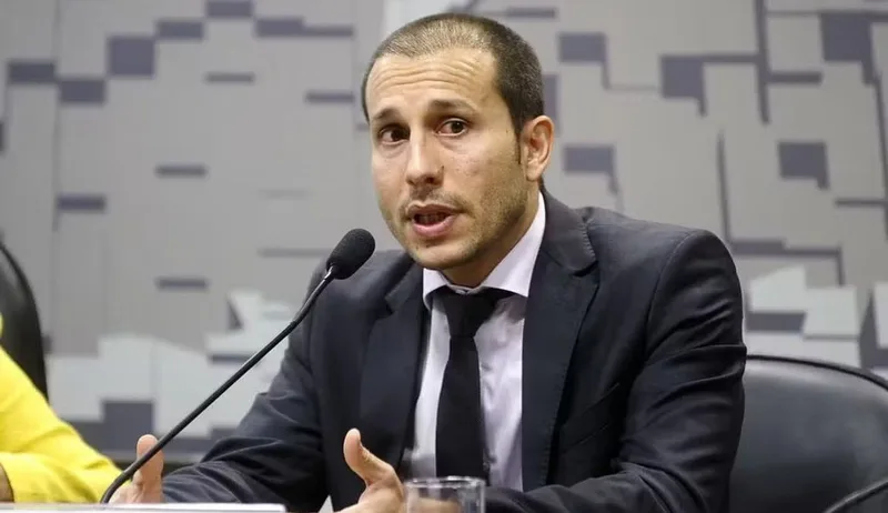 William Murad assume interinamente a direção da Polícia Federal