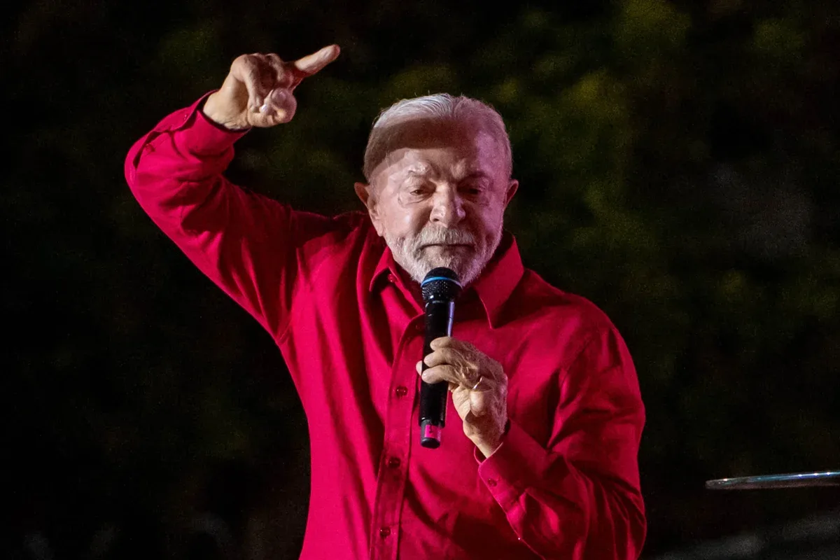 Lula diz temer possível interferência de Rubio nas eleições brasileiras