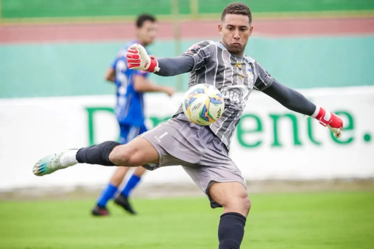 Pesqueira define estádio para jogos em casa e confirma retorno de Henrique