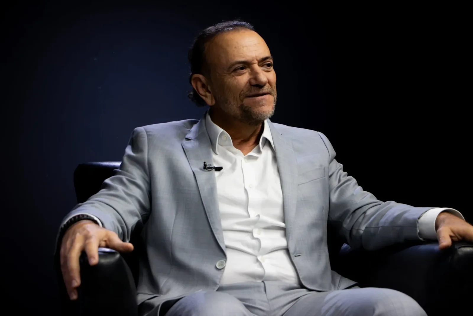 PT diz que Lula participará de debates contra Flávio Bolsonaro no 2º turno