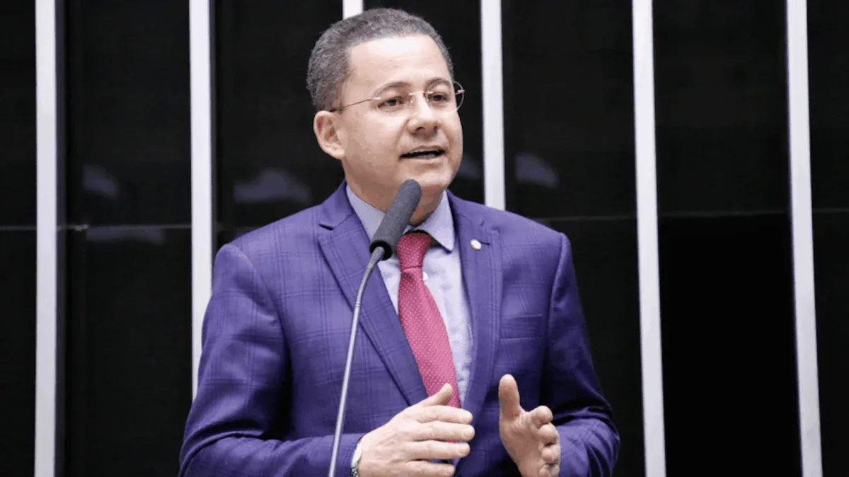 PF cumpre mandados contra deputado em investigação sobre emendas