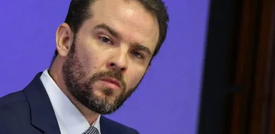 Durigan aponta ajuste contínuo e investimentos públicos para reduzir juros