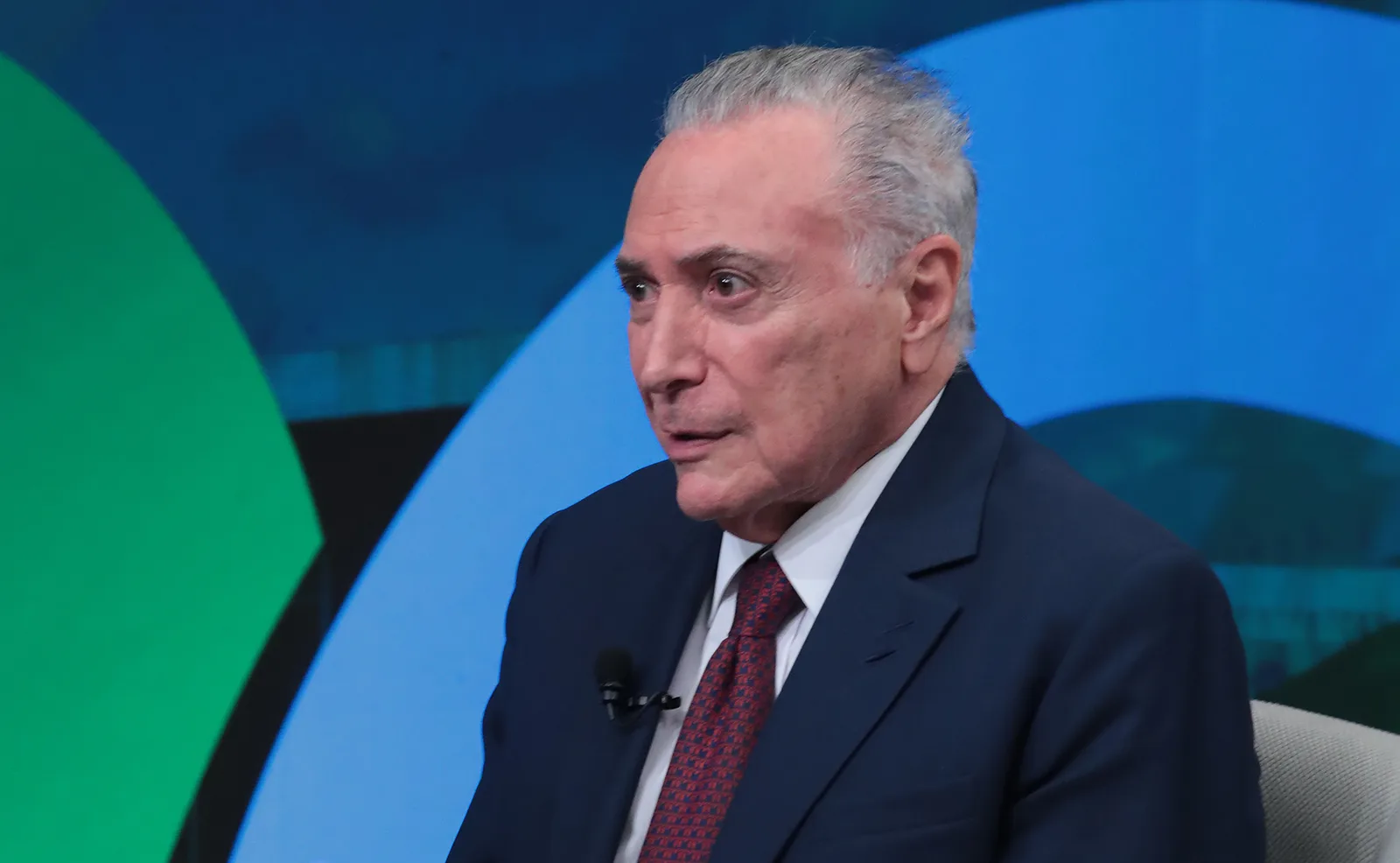 Temer diz ter orientado Moraes a buscar diálogo com Mendonça
