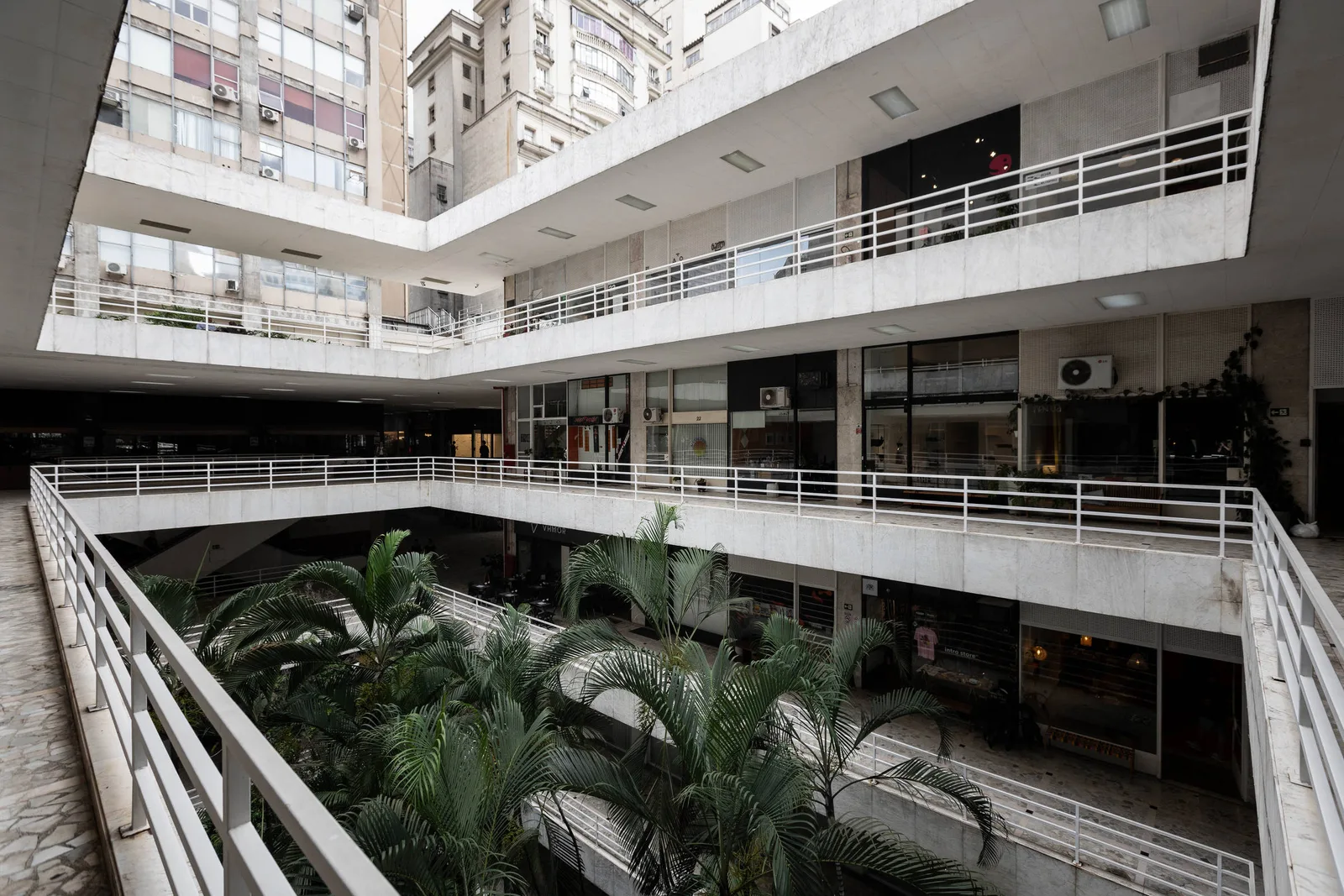 República reúne bares, restaurantes e espaços culturais no centro de São Paulo
