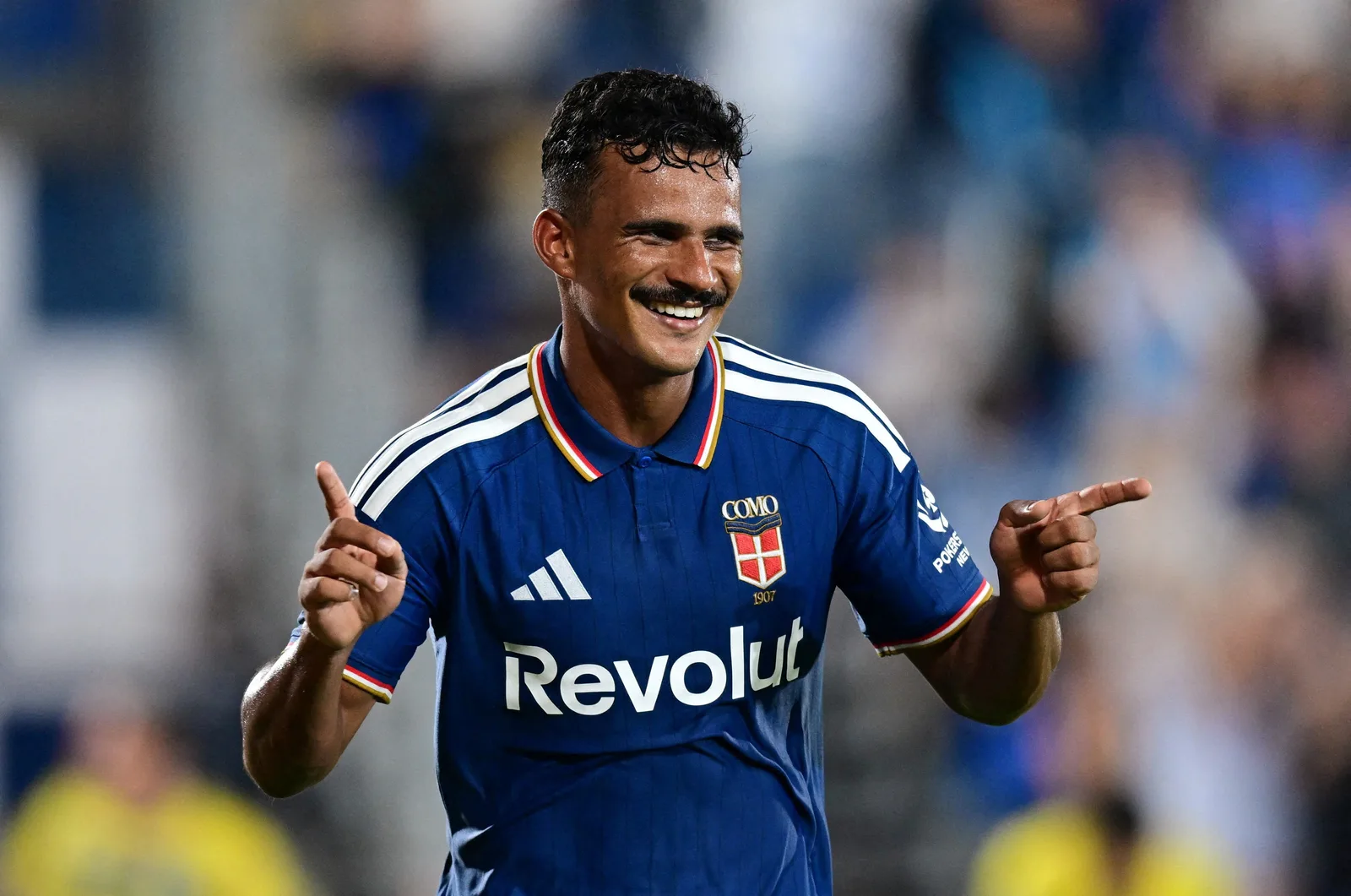 Kaiki faz gol em primeira titularidade e ajuda Como a subir no Italiano