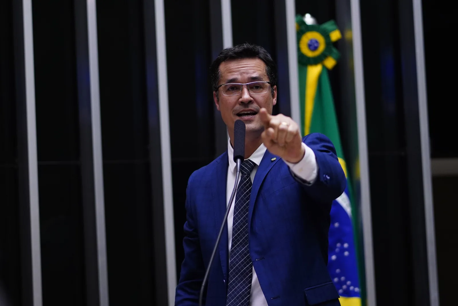 Nunes Marques restabelece registro de Dallagnol e manda processar votos no Paraná