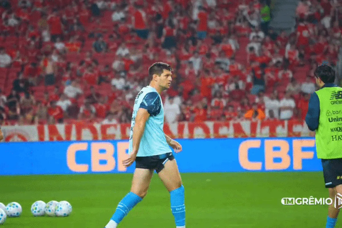 Kannemann perde espaço, mas lidera preparação do Grêmio nos clássicos decisivos