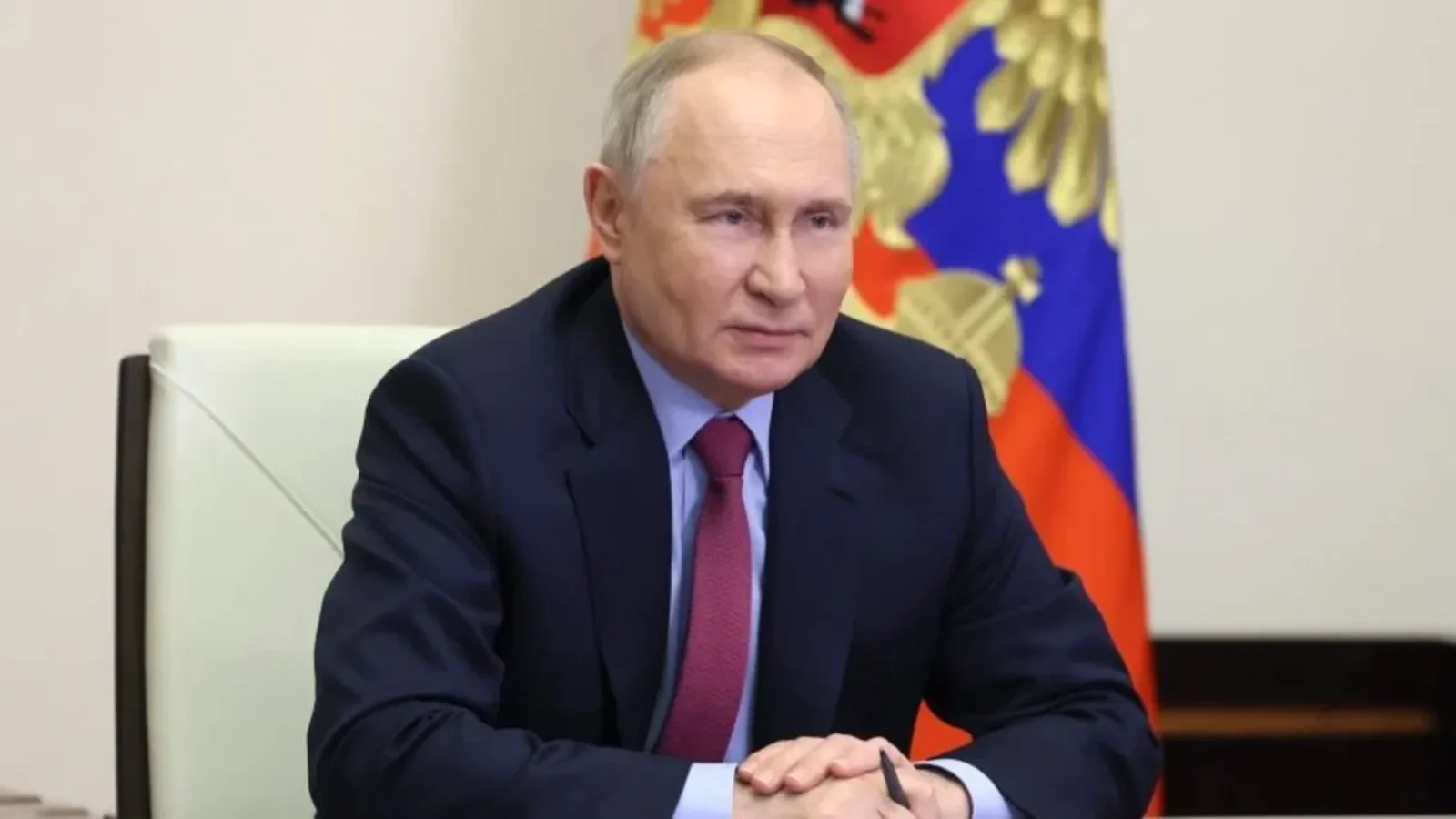 Rússia classifica reunião de Putin com enviados de Trump como construtiva