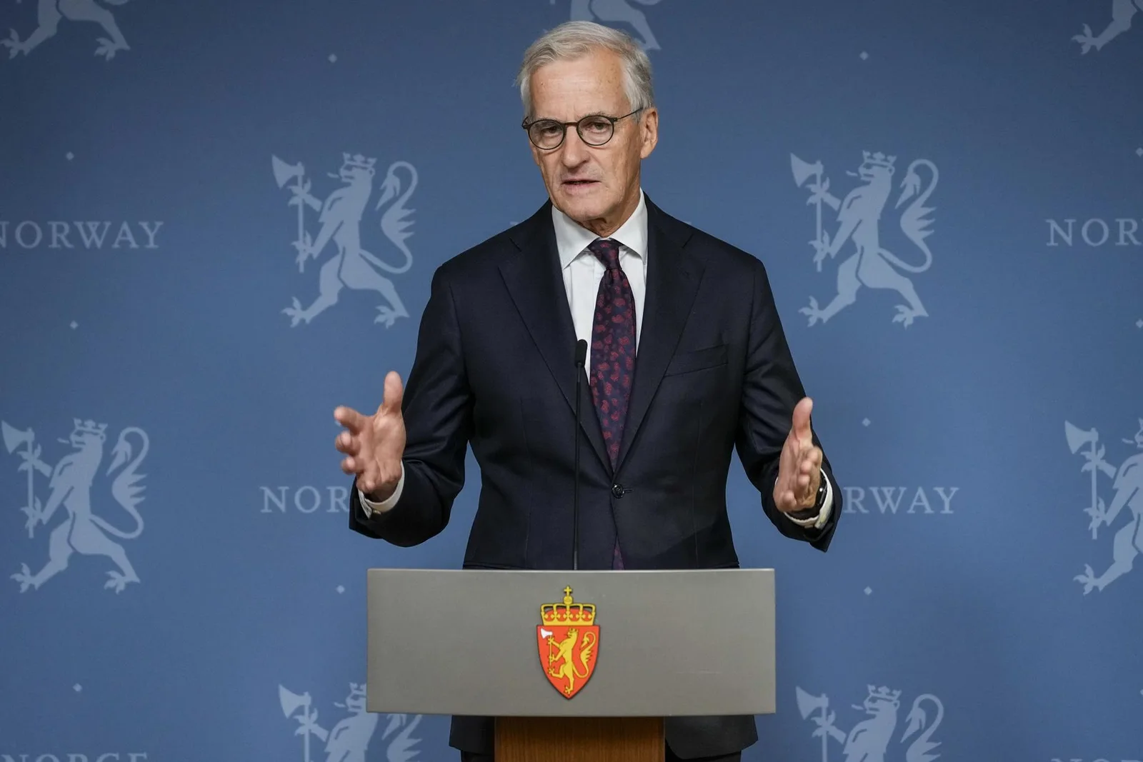 Noruega propõe criminalizar negócios com assentamentos israelenses