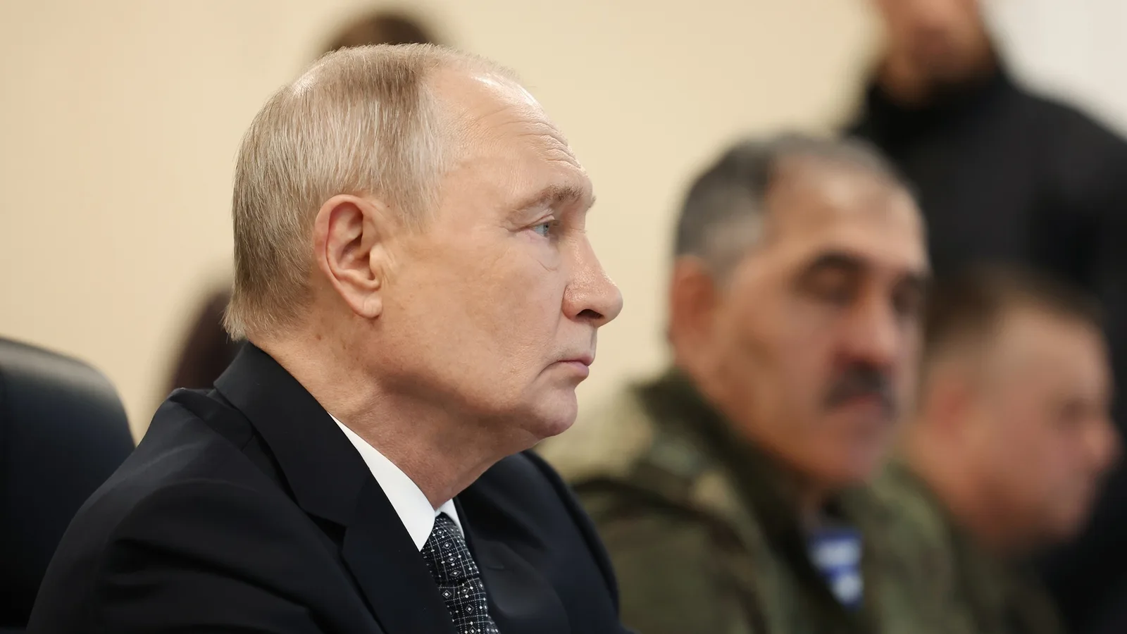Rússia pede diálogo após teste de míssil balístico da França