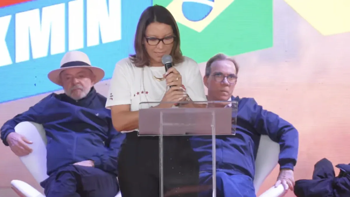 Janja aposta em diálogo sobre apostas e trabalho para ampliar apoio a Lula em SC