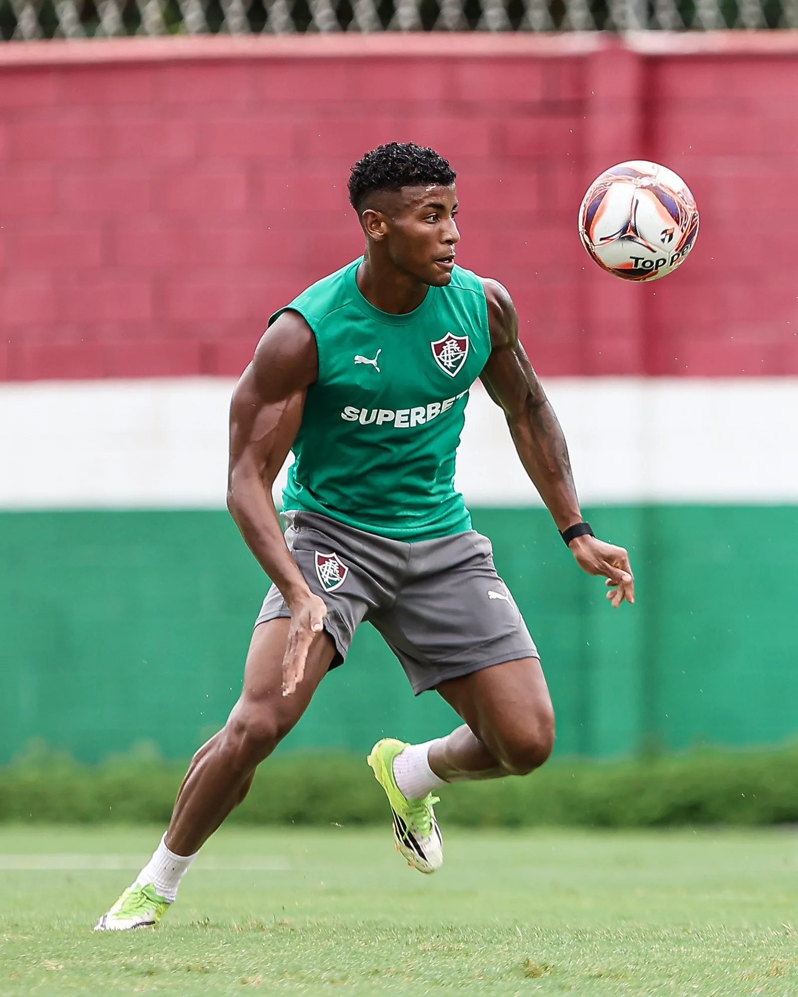 Fluminense preserva titulares e terá três desfalques diante do Vasco