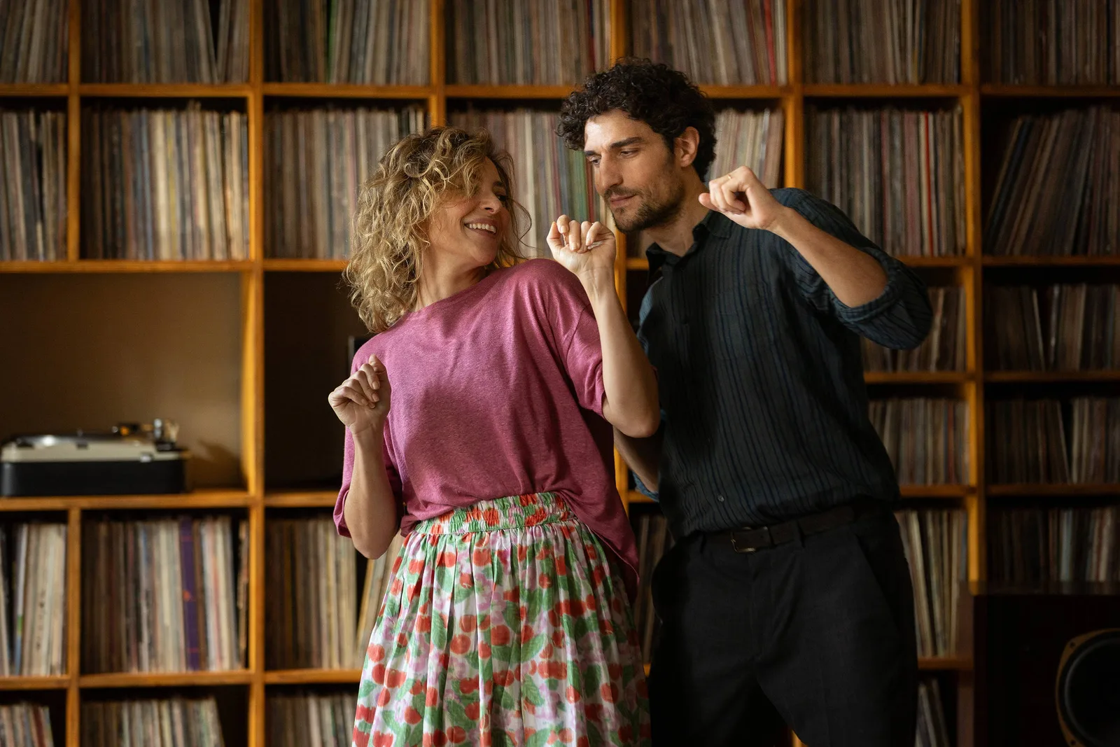 Nanni Moretti volta à competição de Veneza com romance estrelado por Louis Garrel