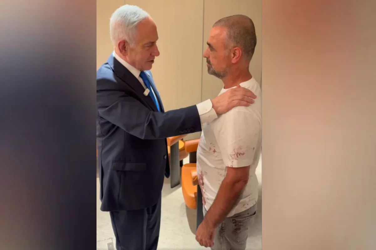 Netanyahu se reúne com passageiro que conteve copiloto durante voo
