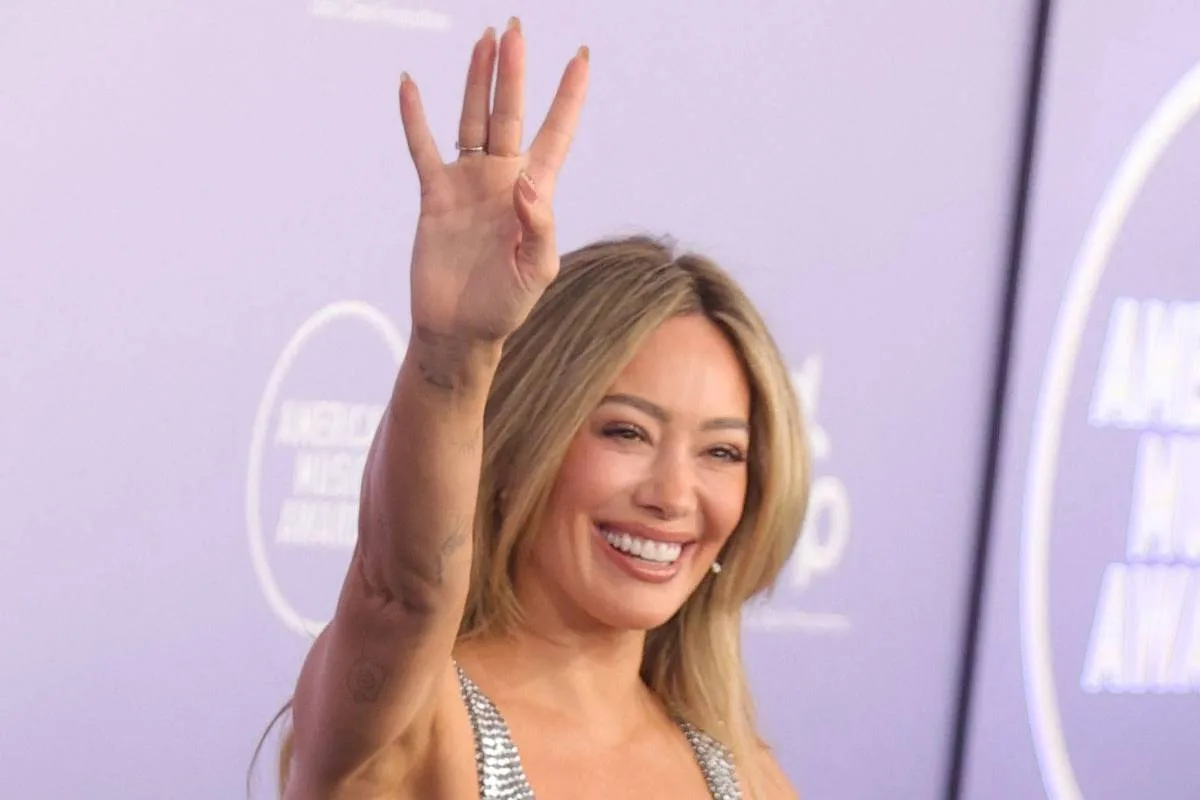 Hilary Duff marca apresentação única em São Paulo para agosto de 2027