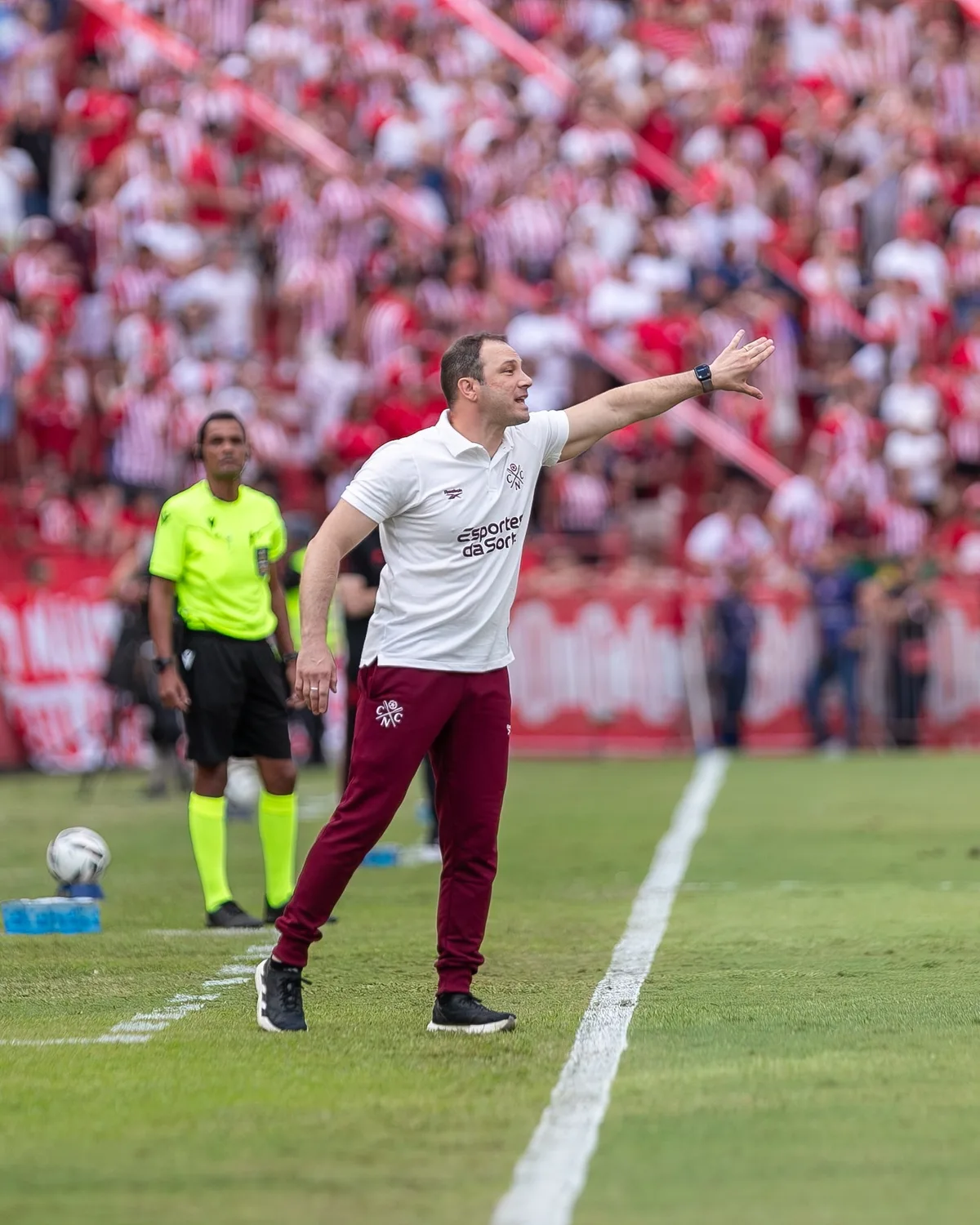 Náutico vence Sport na estreia de Pivetti e inicia reação na Série B