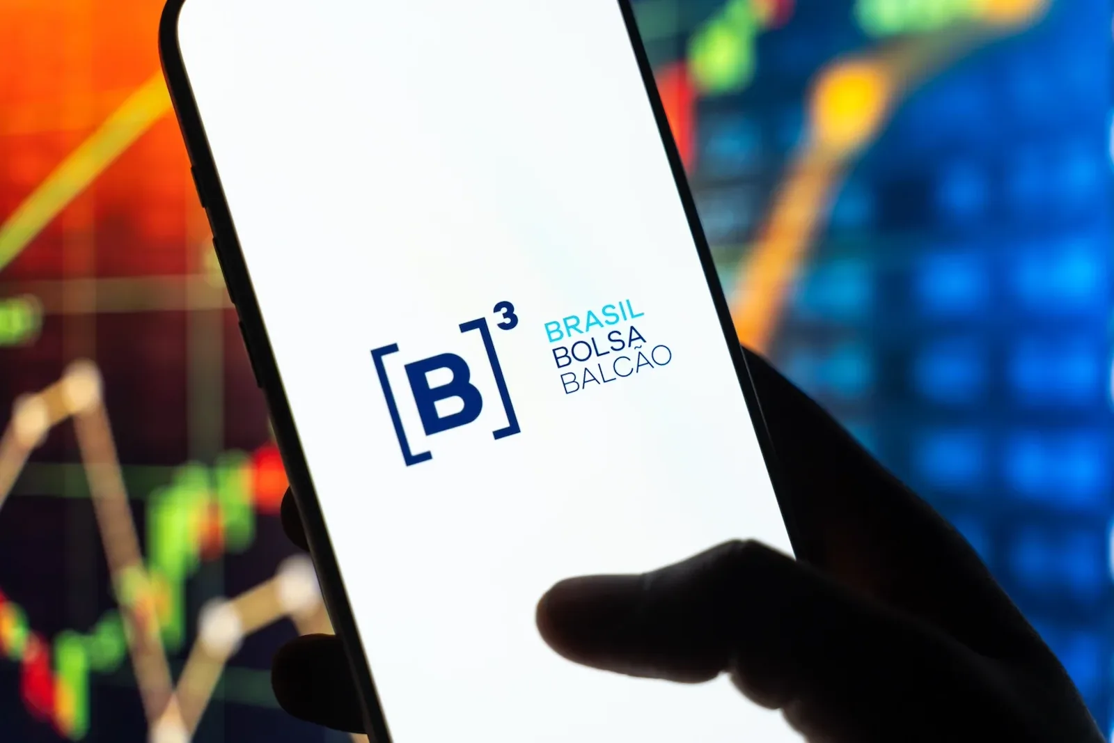 Focus reduz previsão de inflação, e mercado melhora nesta terça-feira
