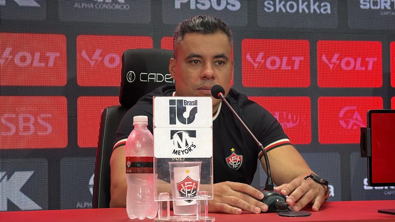 Vitória supera o Grêmio e Jair Ventura projeta fim de jejum fora de casa