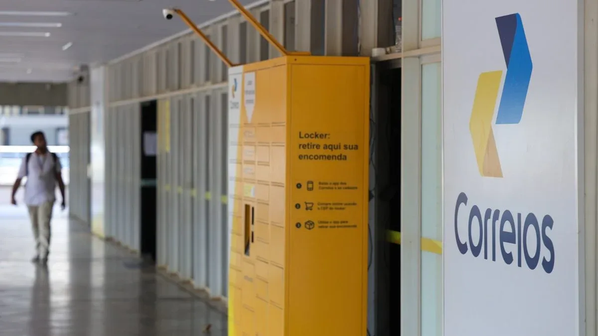 Documentos levam TST a adiar análise da greve dos Correios