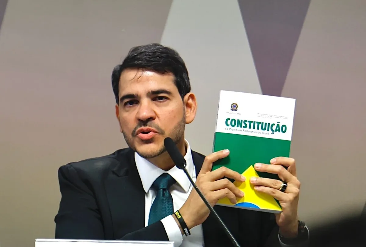 AGU contesta afastamento de Andrei Rodrigues e pede decisão de Fachin