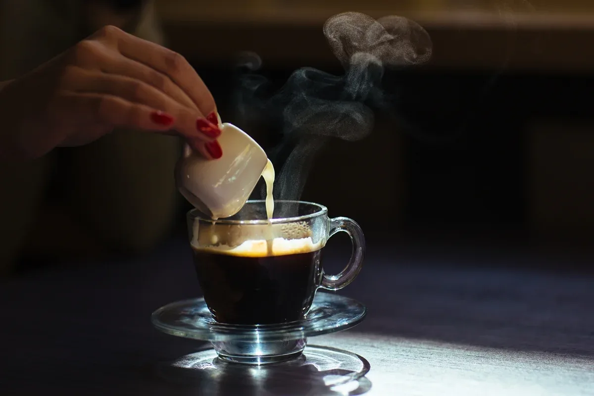 Estudo relaciona aroma de café a alterações breves em humor e relaxamento