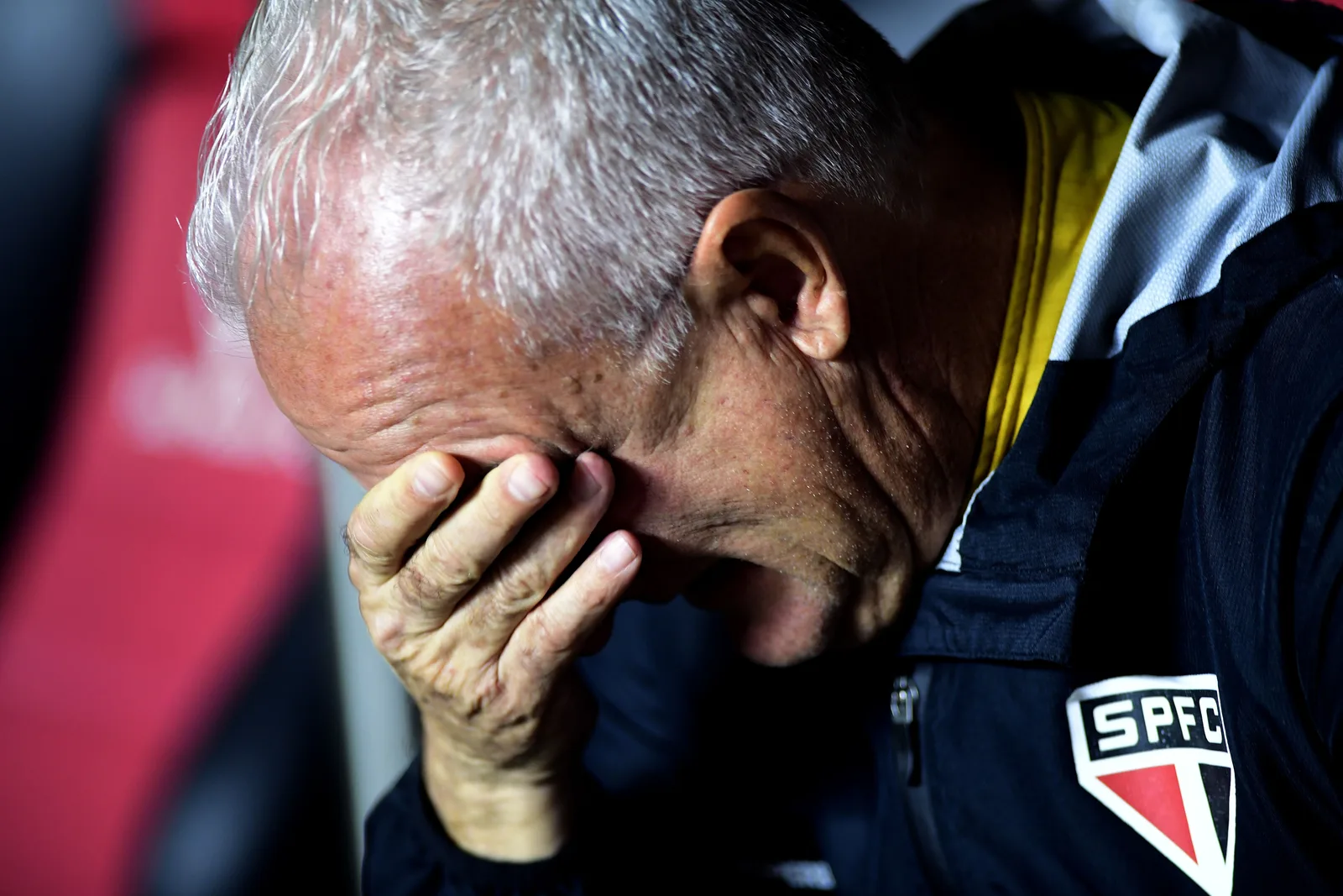 Dorival fecha 16 jogos pelo São Paulo com rendimento abaixo de Roger e Crespo
