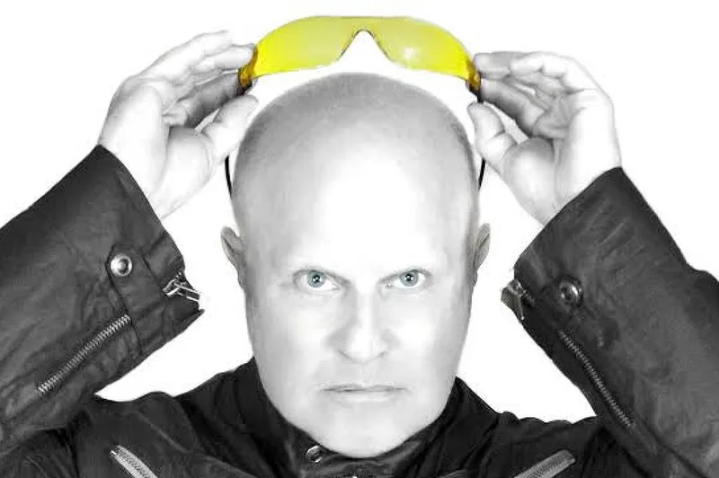 Mike Score apresenta nova fase do A Flock of Seagulls em São Paulo