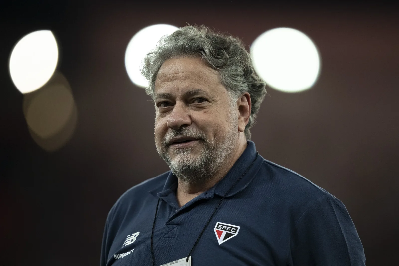 Julio Casares contesta expulsão e nega gestão temerária no São Paulo