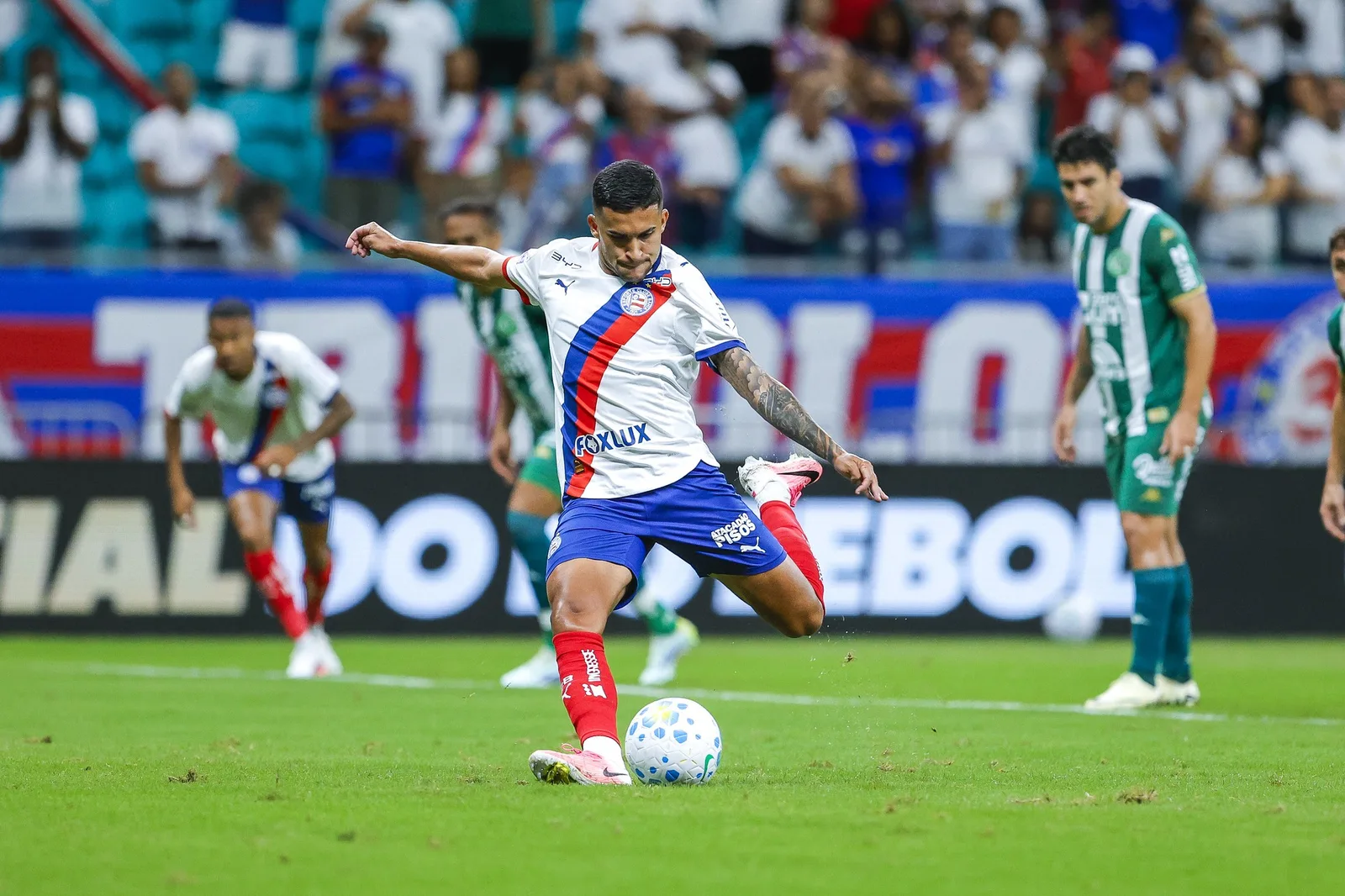 Nestor transforma escanteios em principal arma do Bahia na temporada